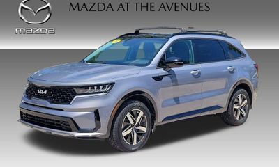 2023 Kia Sorento S