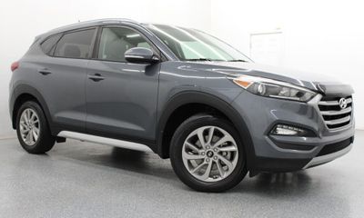 2017 Hyundai Tucson SE Popular Equipment