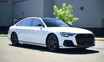 2025 Audi S8 Quattro