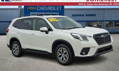 2023 Subaru Forester Premium ES Base