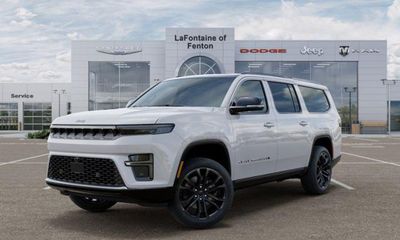 2026 Jeep Grand Wagoneer L Summit