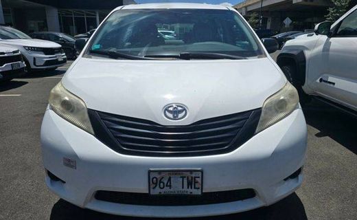 2015 Toyota Sienna L