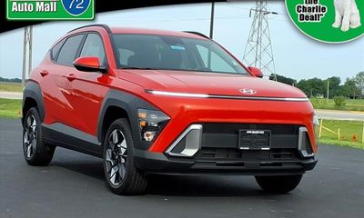 2025 Hyundai Kona SEL Convenience