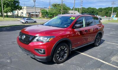 2020 Nissan Pathfinder SV