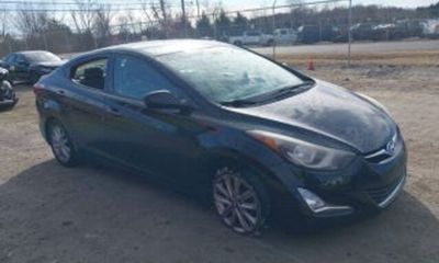 2015 Hyundai Elantra GLS Middle