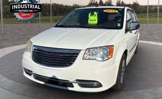2011 Chrysler Town AND Country Limited