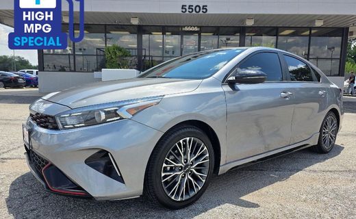 2022 Kia Forte GT Line