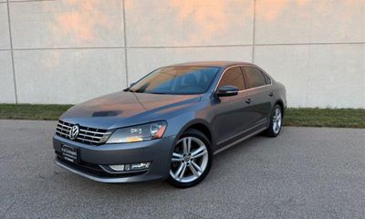 2014 Volkswagen Passat SEL