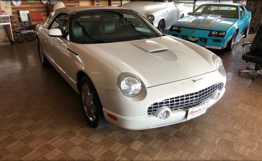 2002 Ford Thunderbird Base