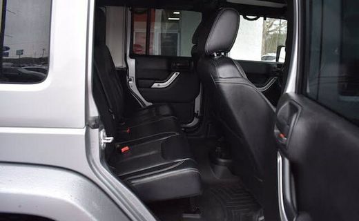 2015 Jeep Wrangler Sahara