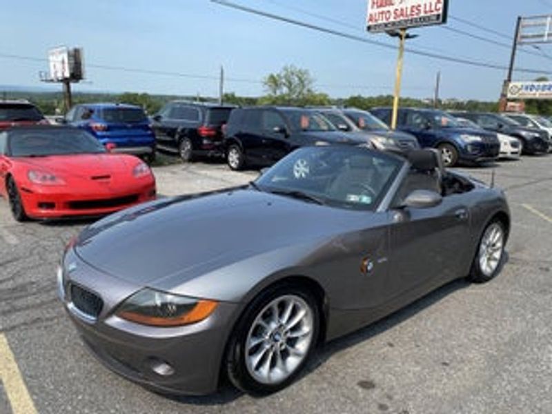 2004 Bmw Z4 — a typically priced live listing