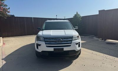 2018 Ford Explorer Base