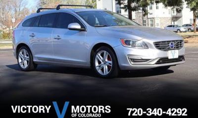 2015 Volvo V60 Platinum NON R