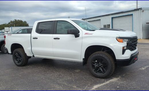 2026 Chevrolet Silverado Trail Boss Custom