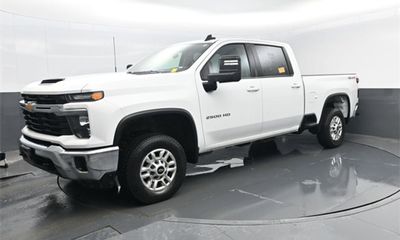 2024 Chevrolet Silverado HD LT