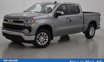 2026 Chevrolet Silverado LT