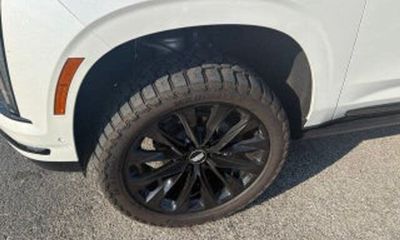 2025 Cadillac Escalade ESV Sport Platinum