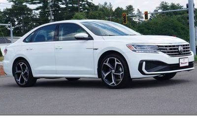 2020 Volkswagen Passat R Line
