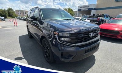 2027 Ford Expedition Platinum