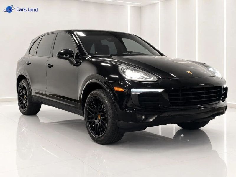 2017 Porsche Cayenne — a typically priced live listing
