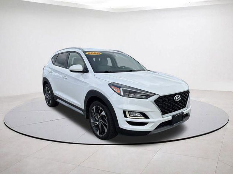 2020 Hyundai Tucson — a typically priced live listing