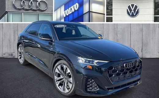 2025 Audi Q8 S Line Quattro