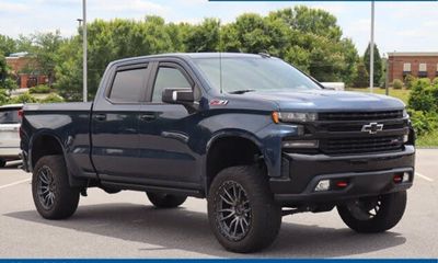 2021 Chevrolet Silverado Trail Boss LT