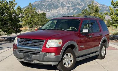 2006 Ford Explorer XLT