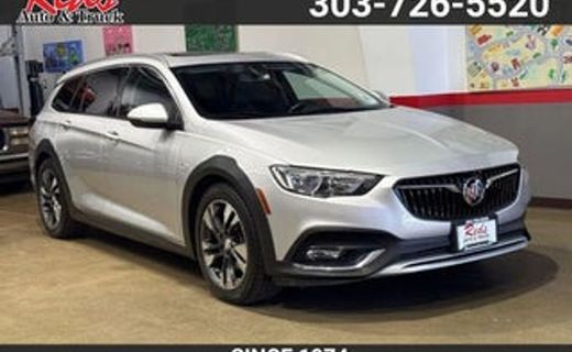 2018 Buick Regal Tourx Essence