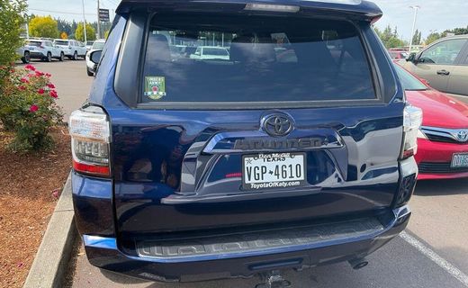 2024 Toyota 4RUNNER SR5 Prem
