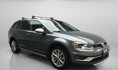 2017 Volkswagen Golf Alltrack