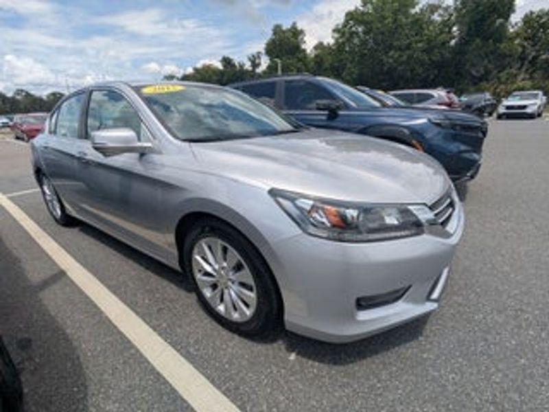 2017 Mazda Mazda6 — a typically priced live listing