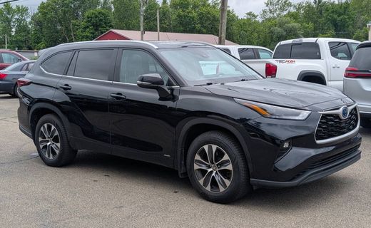 2024 Toyota Highlander XLE