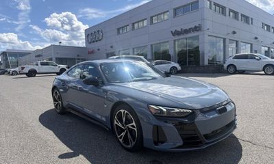 2023 Audi E-Tron GT Quattro Premium Plus