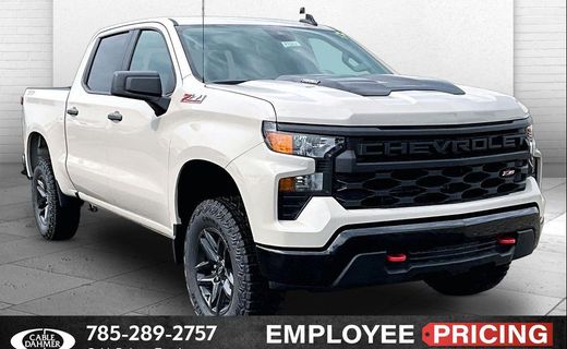 2026 Chevrolet Silverado Trail Boss Custom
