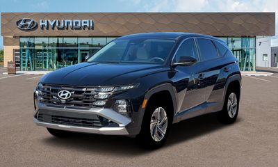 2026 Hyundai Tucson Blue SE