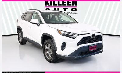 2022 Toyota RAV4 XLE