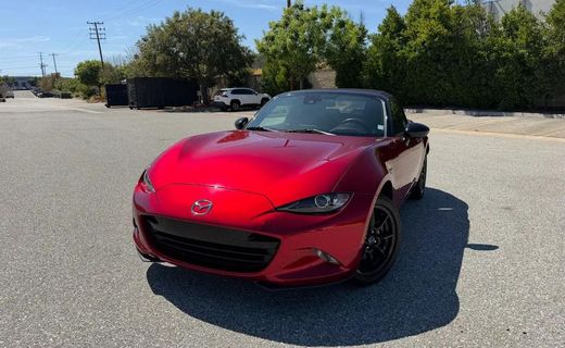 2023 Mazda MX-5 Sport