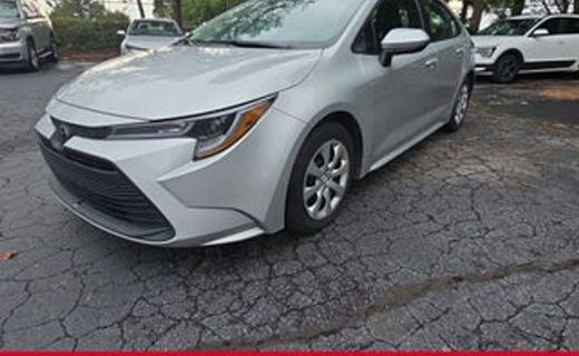2025 Toyota Corolla LE