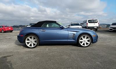 2005 Chrysler Crossfire Base