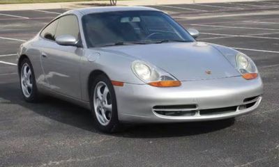 1999 Porsche 911 Carrera