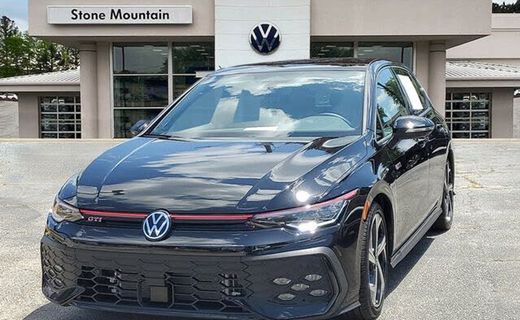 2026 Volkswagen Golf GTI SE