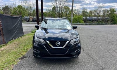 2021 Nissan Rogue Sport SV
