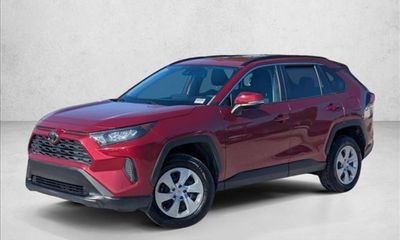 2020 Toyota RAV4 LE