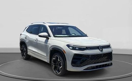2026 Volkswagen Tiguan 4Motion SEL R