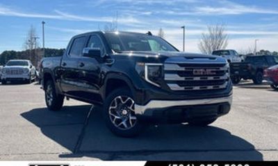 2026 GMC Sierra SLT