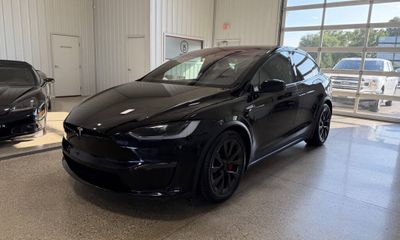 2023 Tesla Model X Plaid