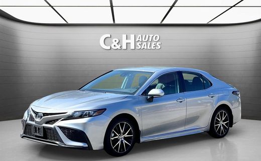 2024 Toyota Camry SE