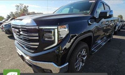 2024 GMC Sierra Elevation