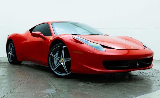 2012 Ferrari 458 Italia Coupe